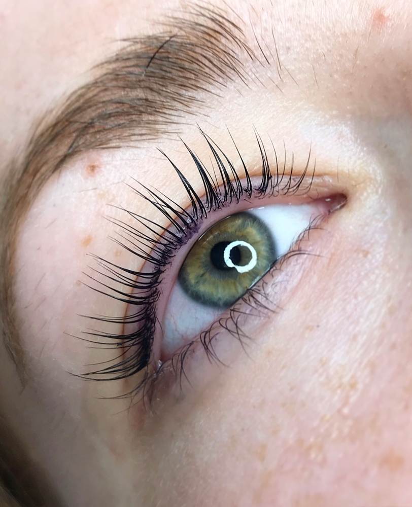 Yumi lashlift istället för fransförlängning