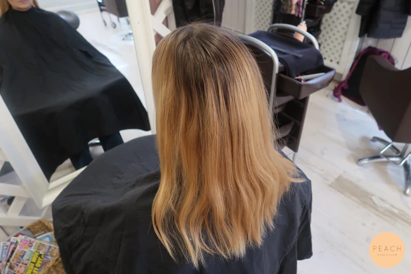 Blond lob hair
