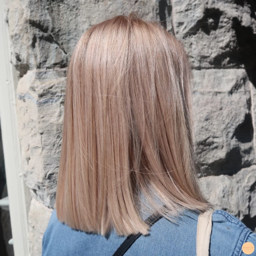 Ljusblond hårfärg