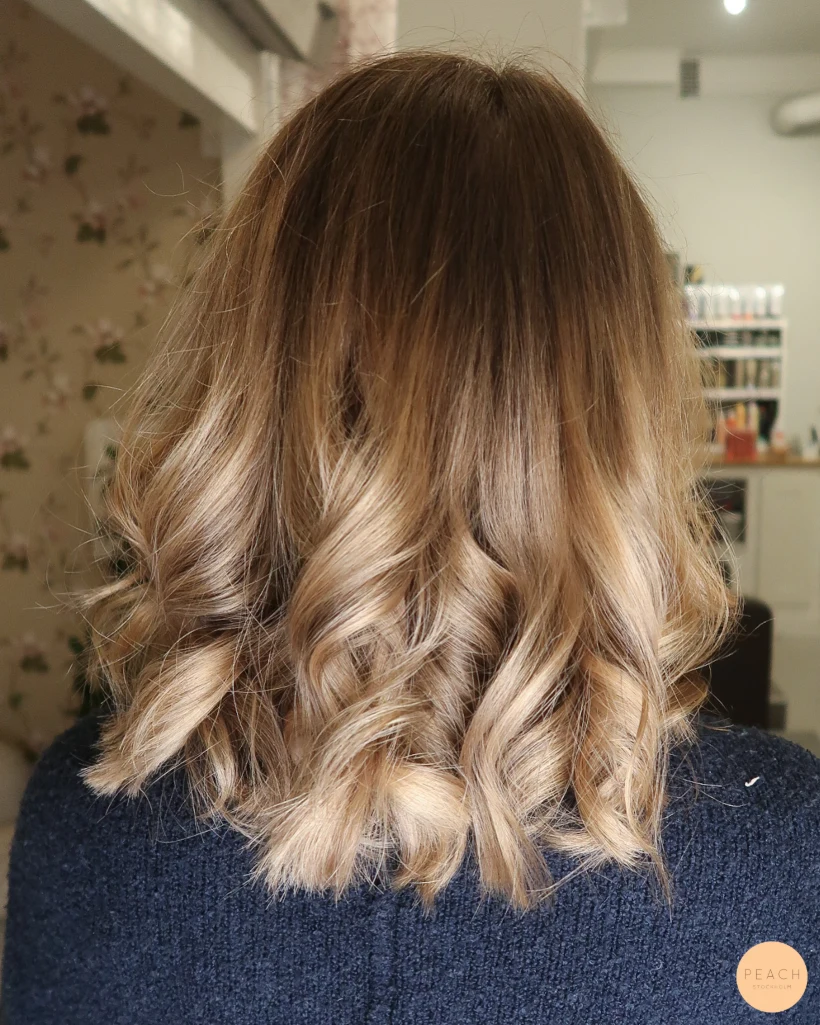 En makeover på ett ofärgat hår