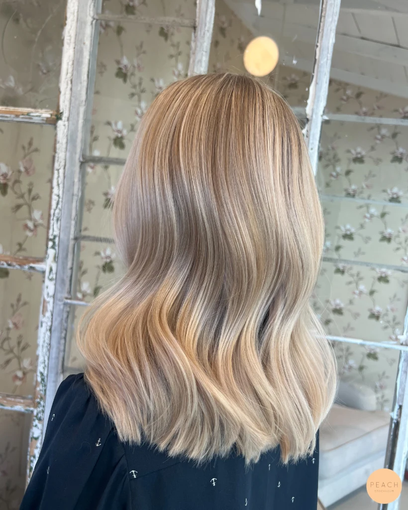 Champagne blonde 🥂