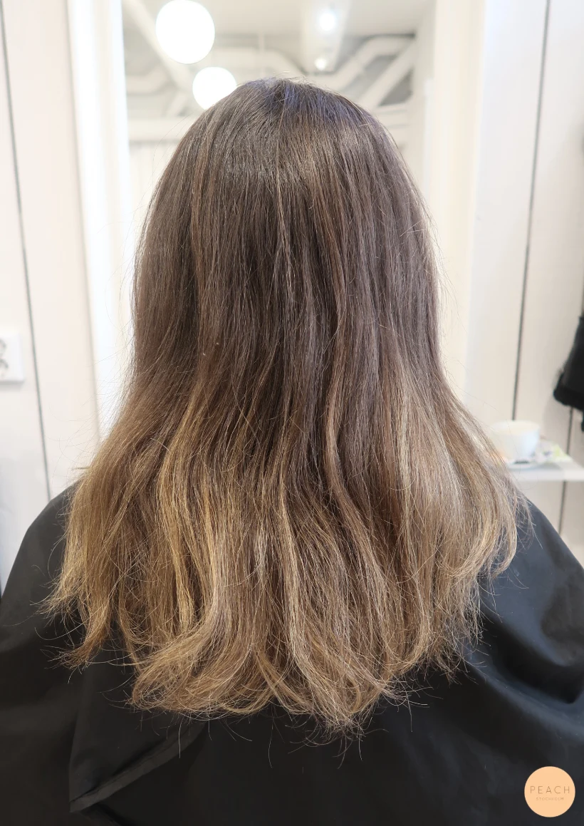Balayage på mörkt hår med faceframe