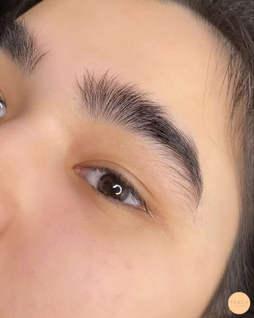 Lashlift före efter – salongsresultat av Amanda Da Silva, 13 mars 2024