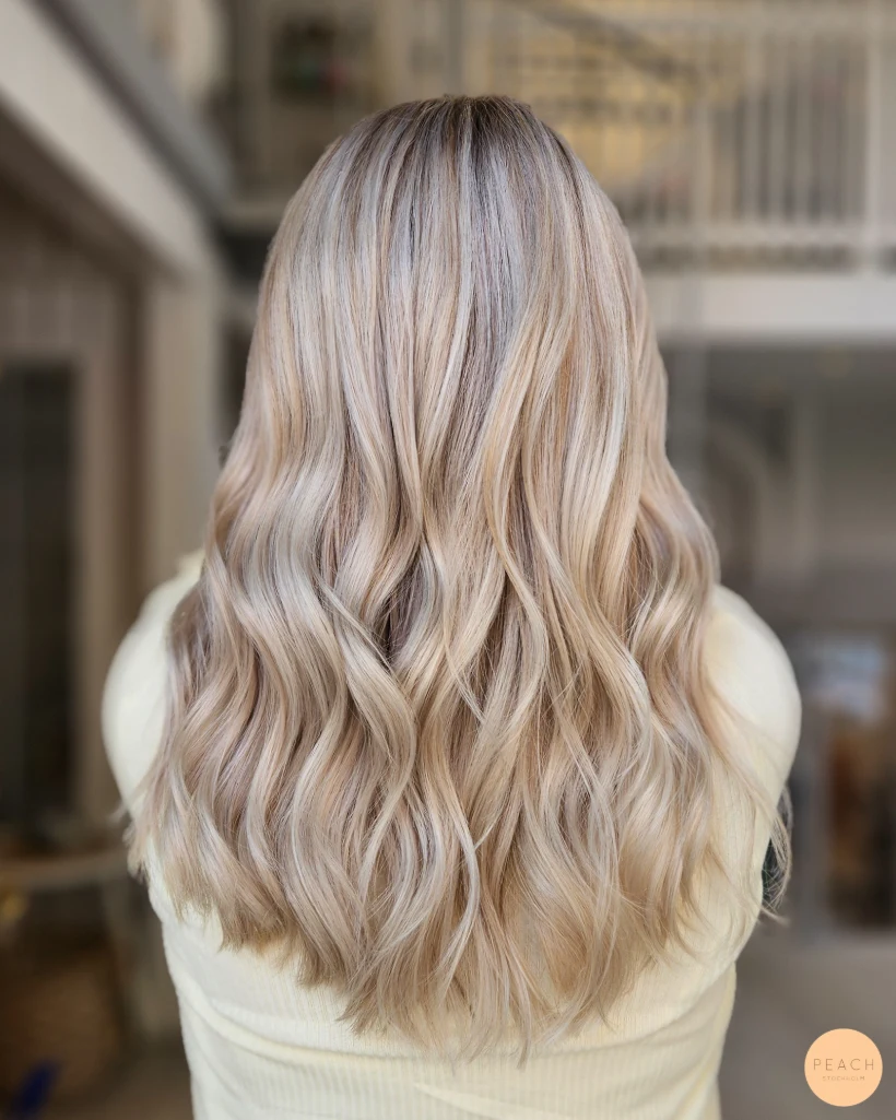Creamy blonde hair – salongsresultat av Isabella Janjic, 6 juli 2026