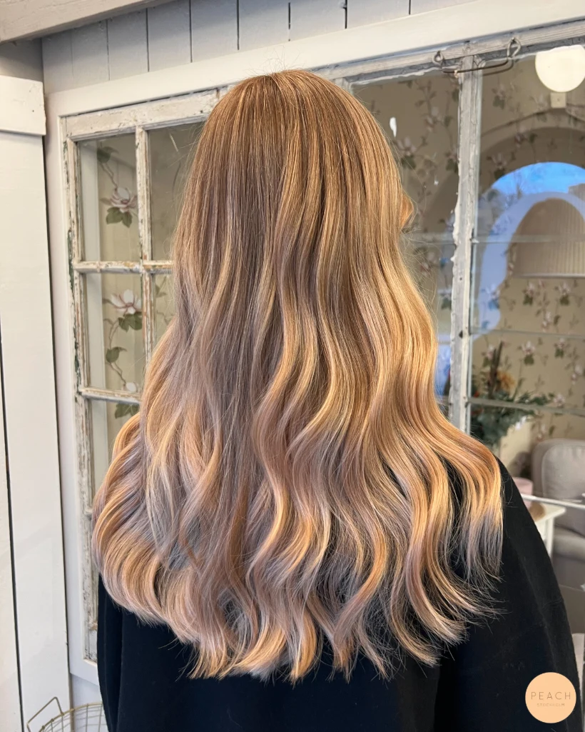 Peachy balayage 🍑💫