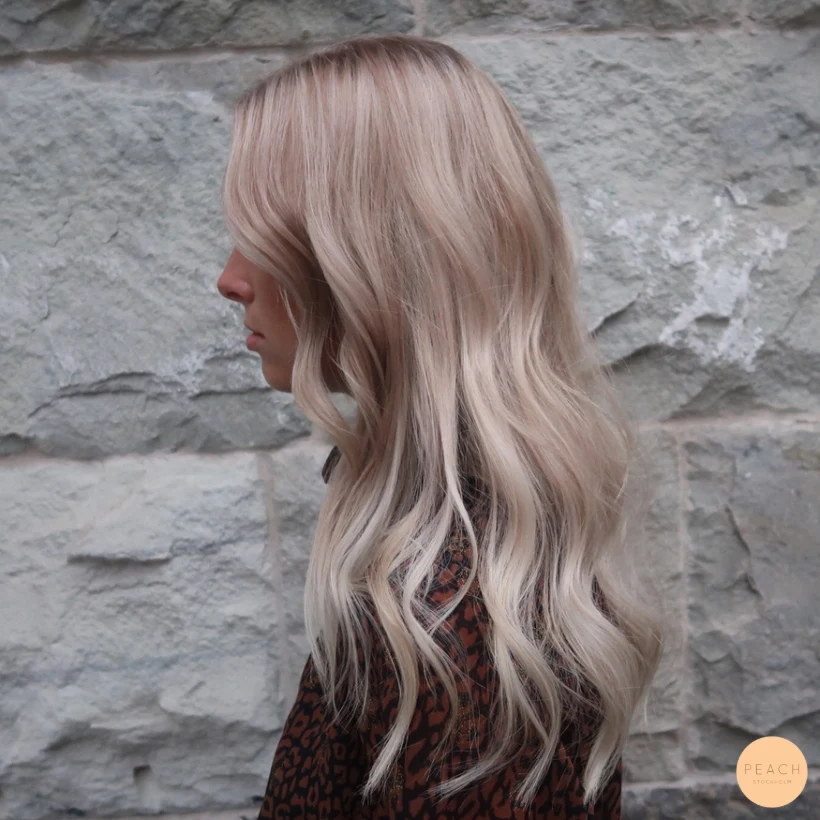Höstigt blond med kalla slingor