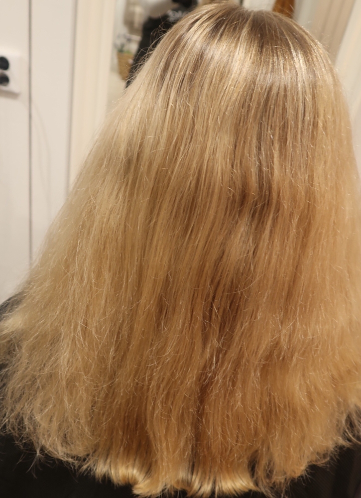 Beige havreblond hårfärg