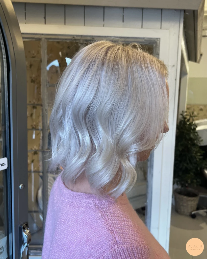 Marshmallow blonde