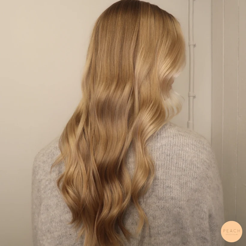 Naturlig balayage – salongsresultat av Elin Granqvist, 12 mars 2020
