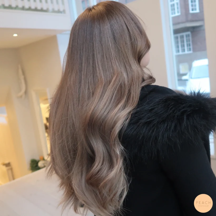 Kall toning blont hår