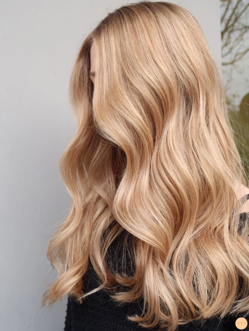 Varm blond balayage naturlig botten