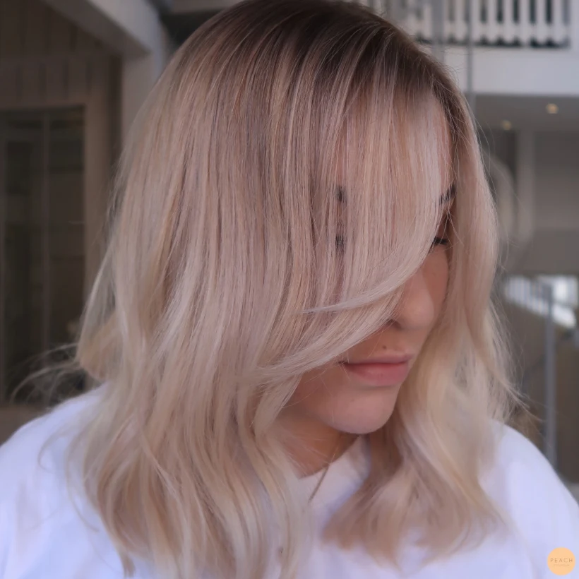 Blond hårfärg varm kall