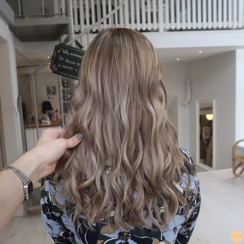 Blond balayage