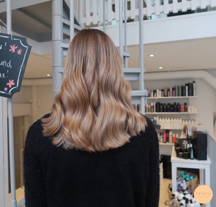 Beige blonde med sval nyansering