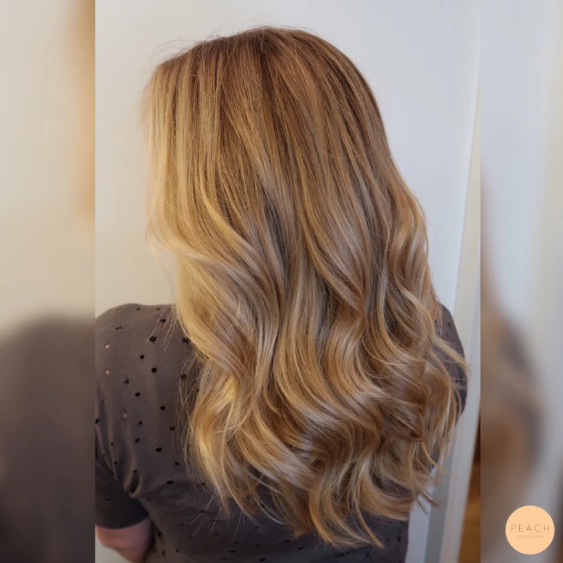 Naturlig blond med gyllene toner