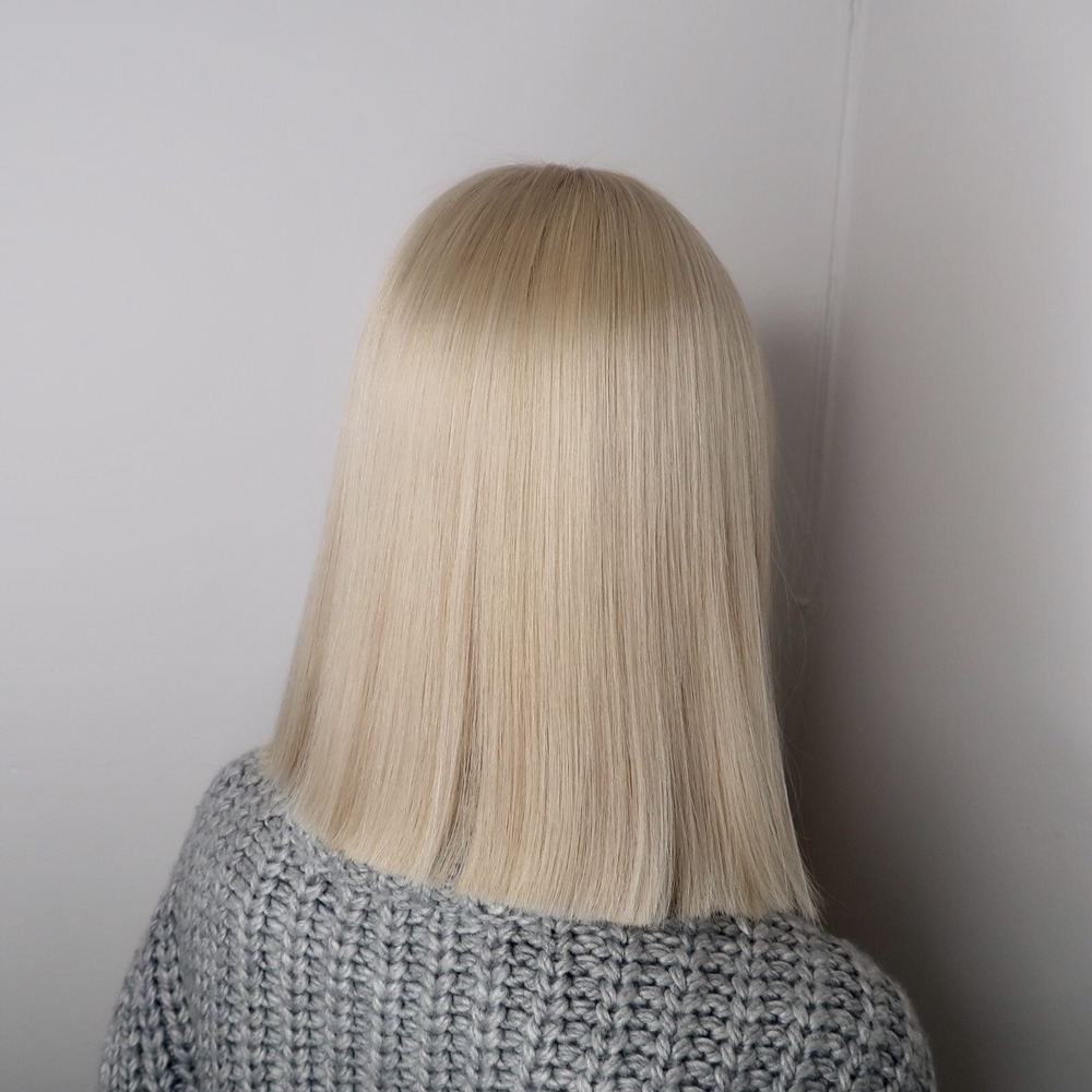 Helblekning kall blond