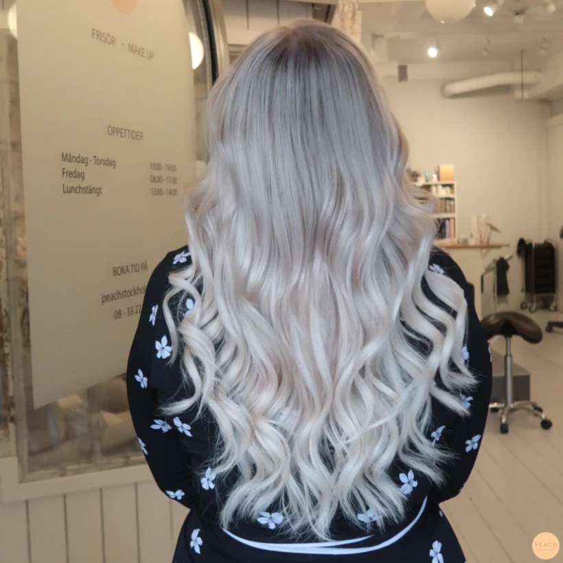 Hairtalk extensions och Ljusa slingor