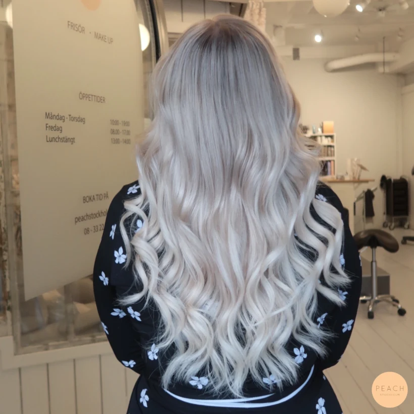 Hairtalk extensions och Ljusa slingor