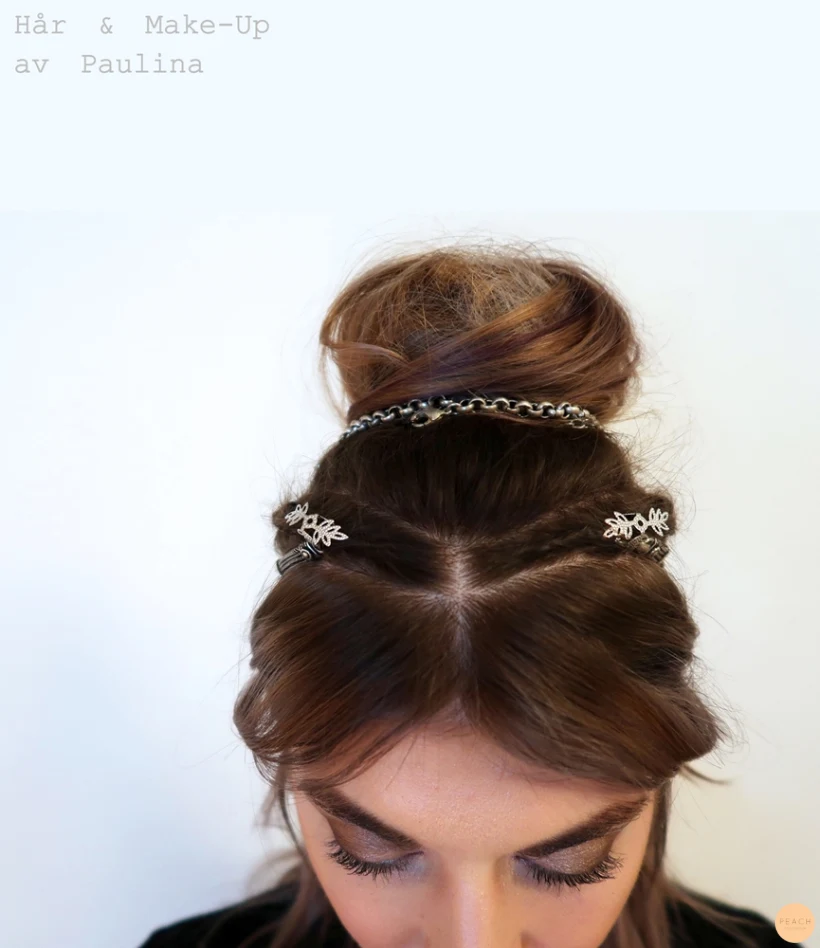 Half-up hair with bun and braids and everything 😍 (Halvuppsatt ball frisyr)