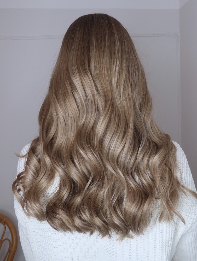 Balayage blond beige
