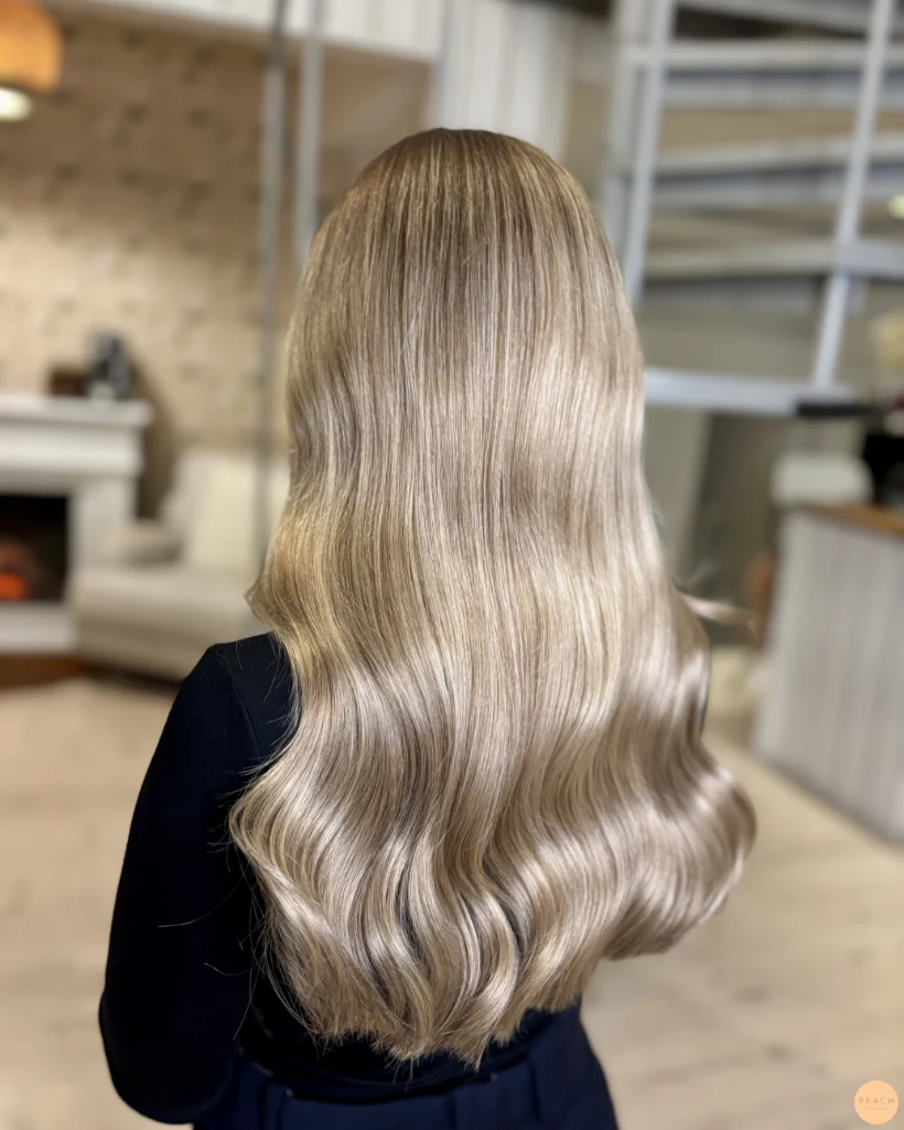 Beige blond hårfärg