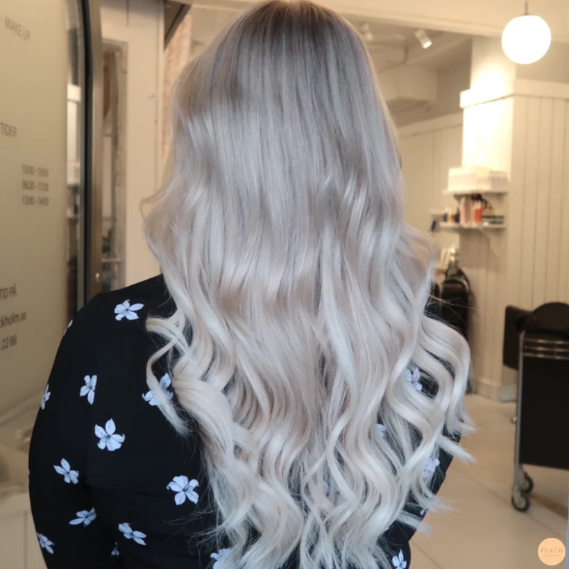 Hairtalk extensions och Ljusa slingor