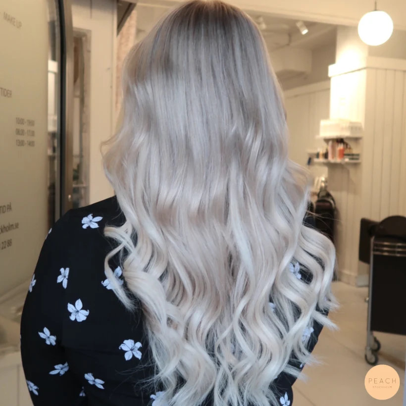Hairtalk extensions och Ljusa slingor