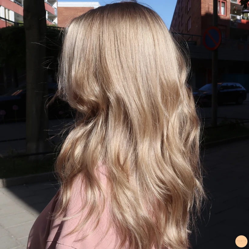 Blond hårfärg