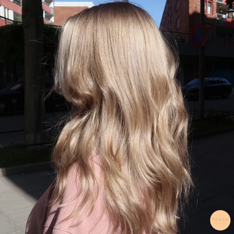 Blond hårfärg – salongsresultat av Felicia Mankinen, 4 juni 2020