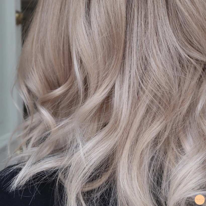 Balayage blond long bob