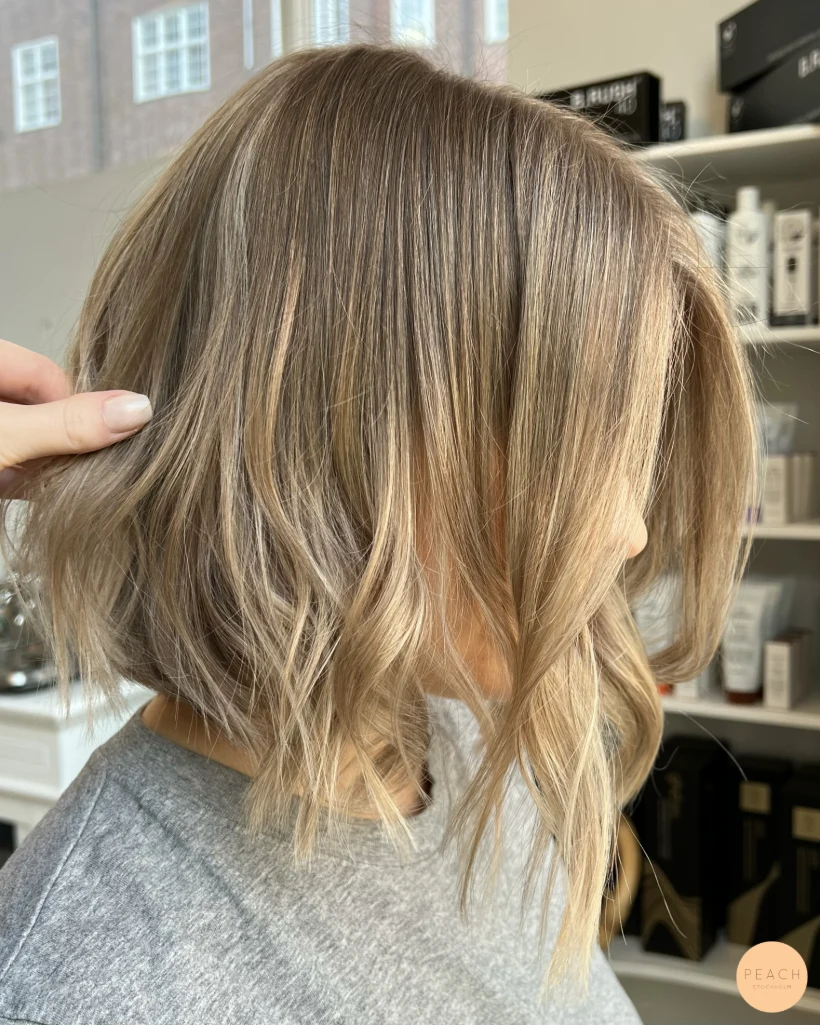 Lob beige naturlig balayage