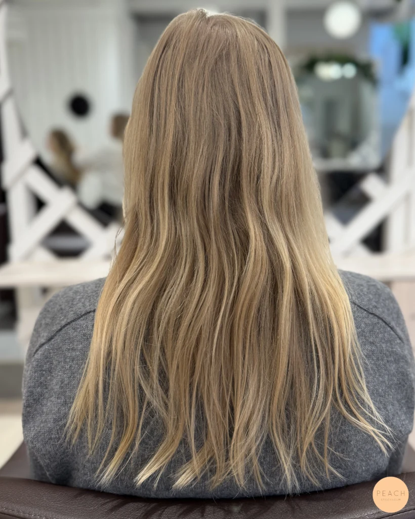 Soft blond slingor