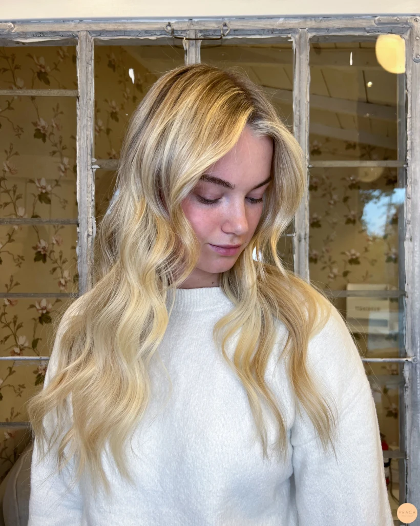 Vanilla blonde hair balayage 💛