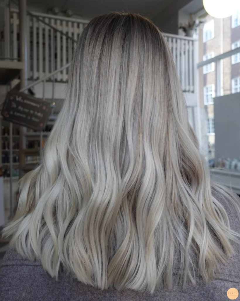 Ice blond hårfärg