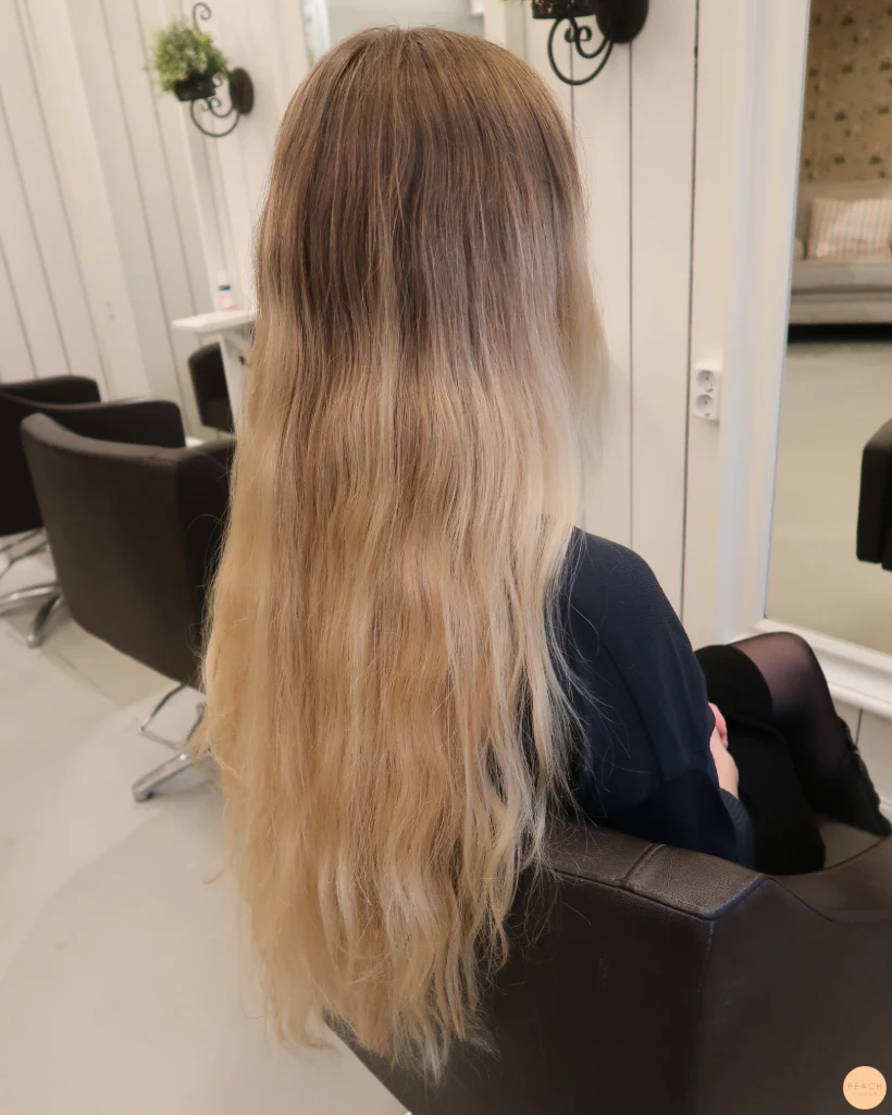 Total makeover 🤩 Ifrån ett ljust hår, till en mer naturlig nyans