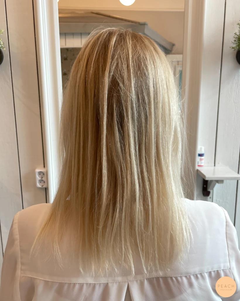 Nyansering blont hår