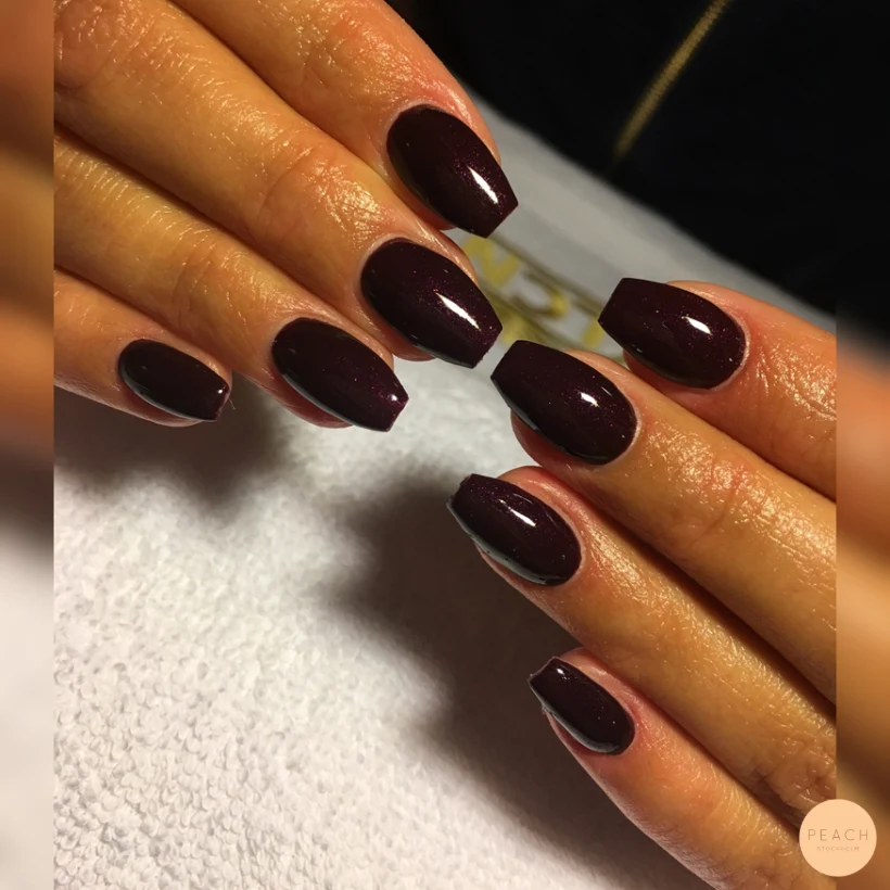 Nagelförlängning för nagelbitare på Peach Stockholm