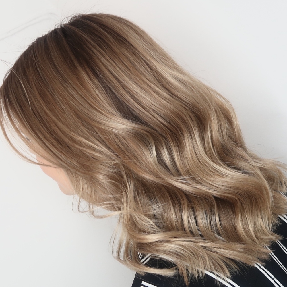 Kall beige hårfärg