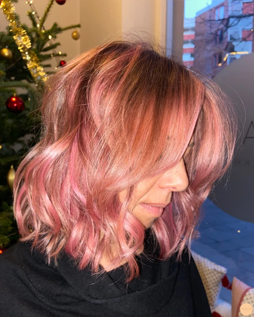 Peach rosa hår