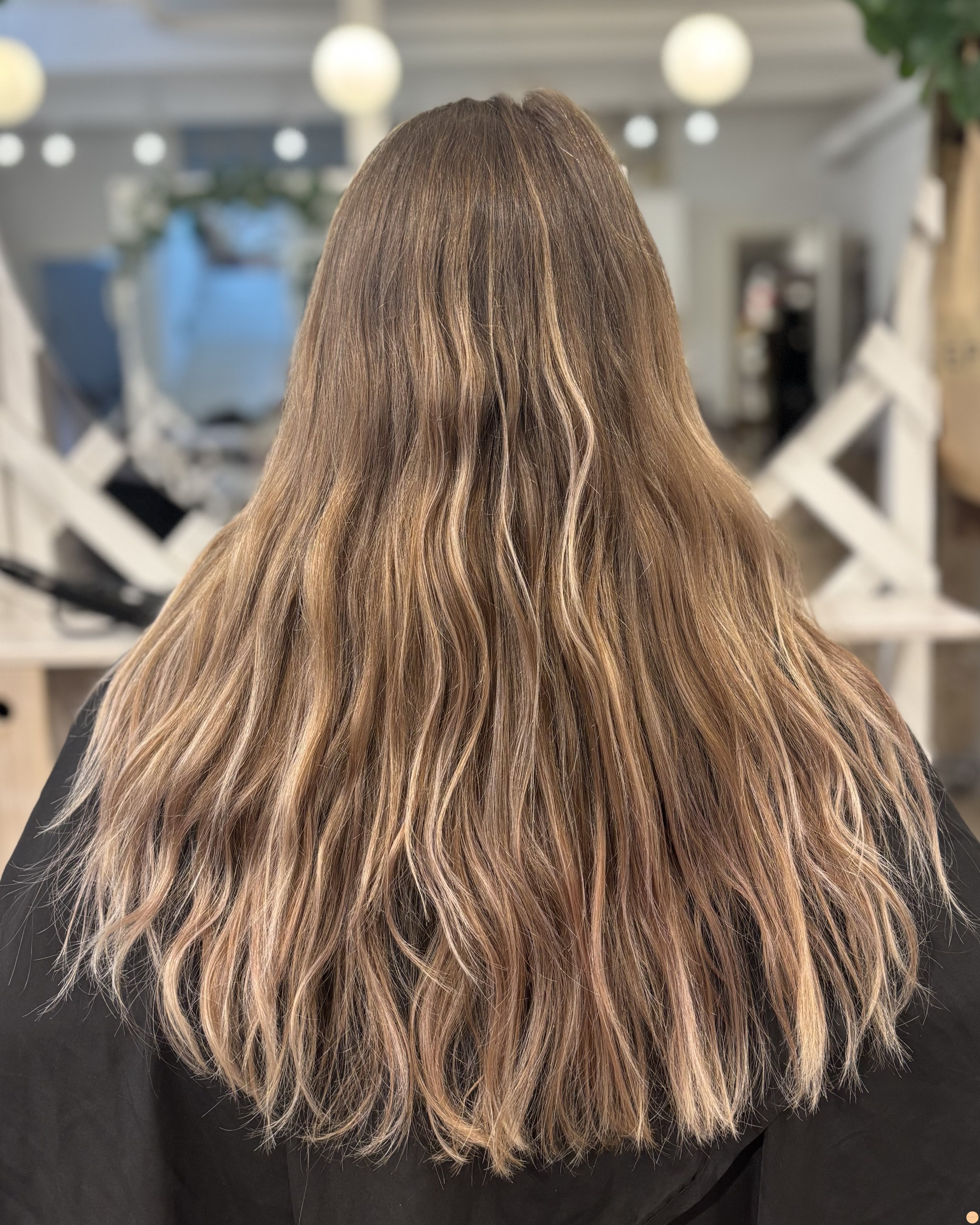 Soft beige balayage