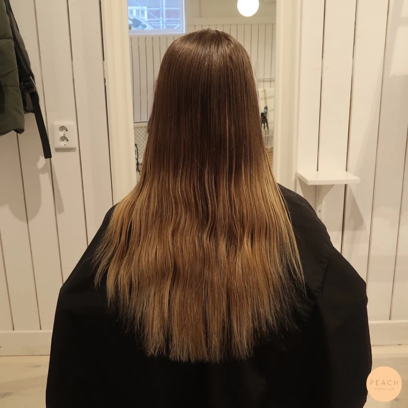 Blond varm beige balayage