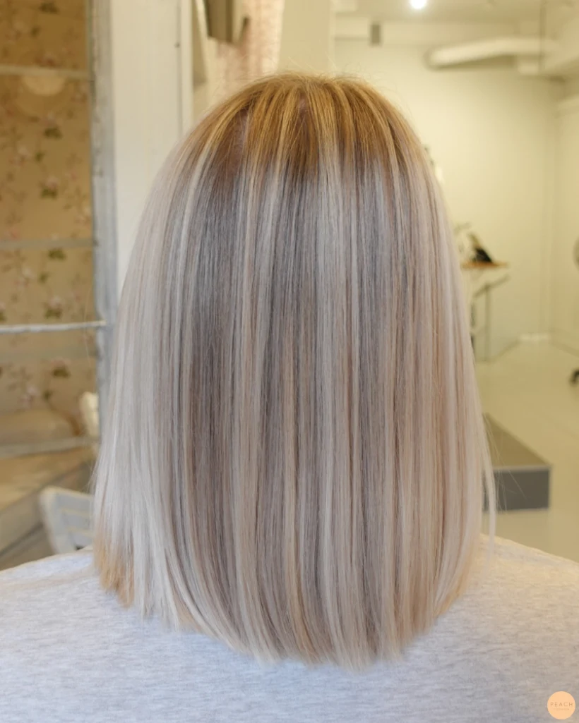 Krämig blond hårfärg
