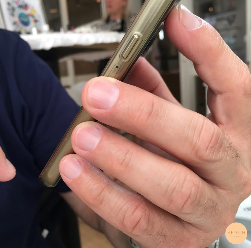 Manicure - (man)icure