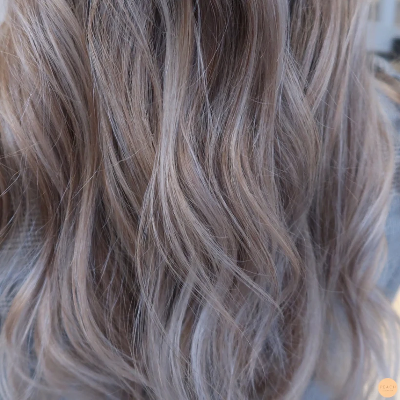 Balayage långt hår - beige