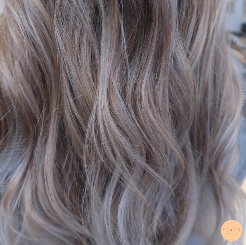 Balayage långt hår - beige