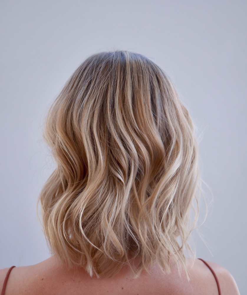 Blonde balayage lob