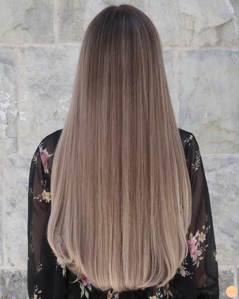 Lyxig soft blond hårfärg