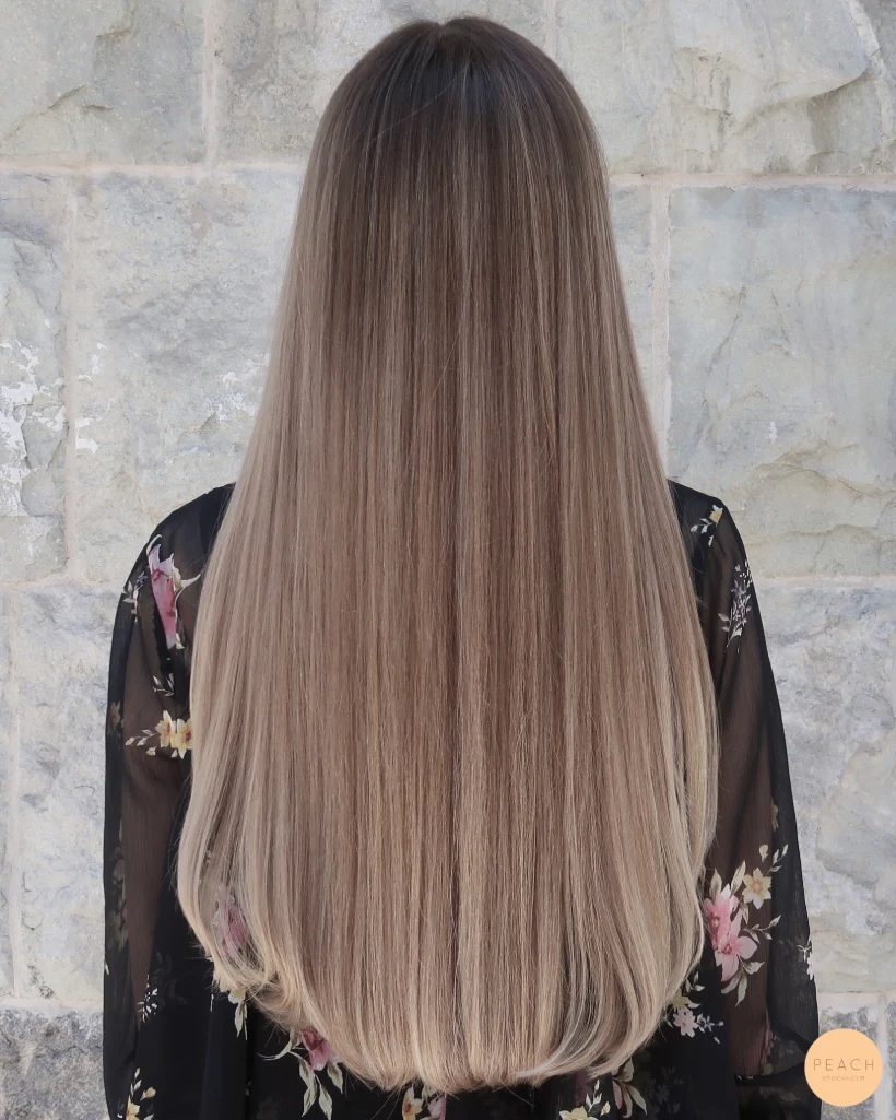 Lyxig soft blond hårfärg