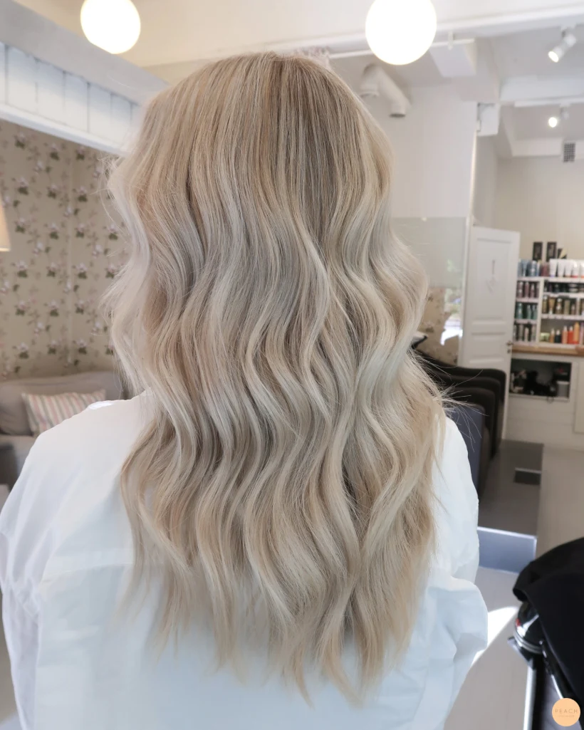 Ljus blond hårfärg