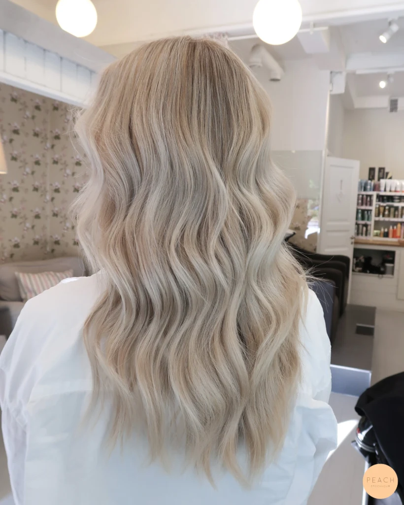 Ljus blond hårfärg